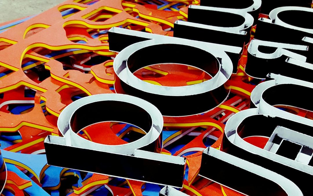 Branding & Beyond: Exploring Signage Industry Trends of 2025